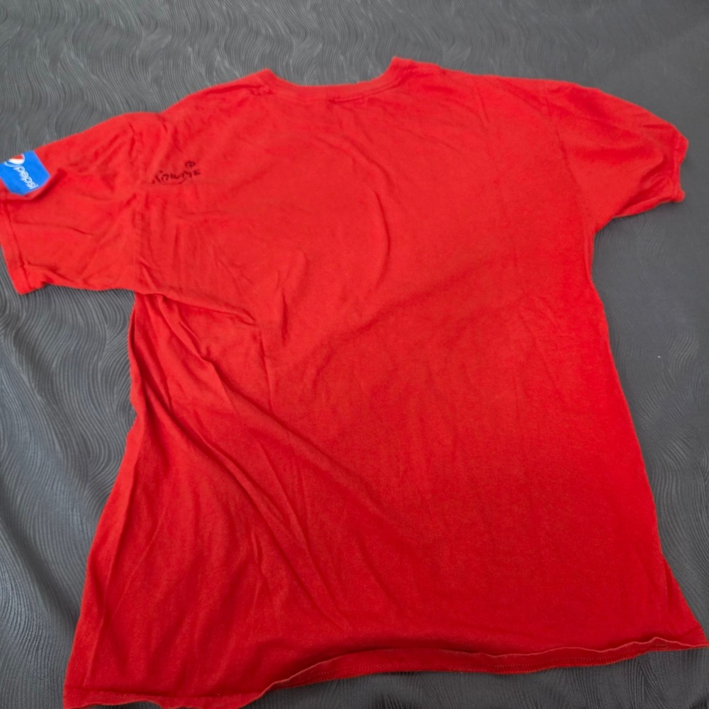 Unbranded Indians Tribe Tee Mens M Red Excellent Rowdie Mascot Signed Pepsi WTHR - Picture 8 of 10